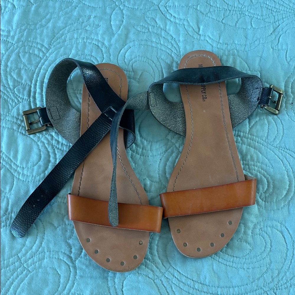 Mossimo Supply Co. Tan and Black Sandals